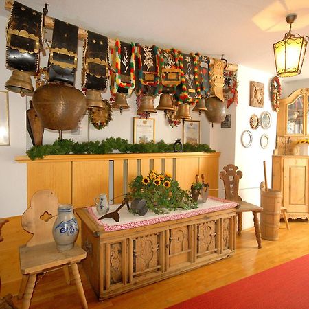 Hotel Schwarzer Adler Pettneu am Arlberg Dış mekan fotoğraf