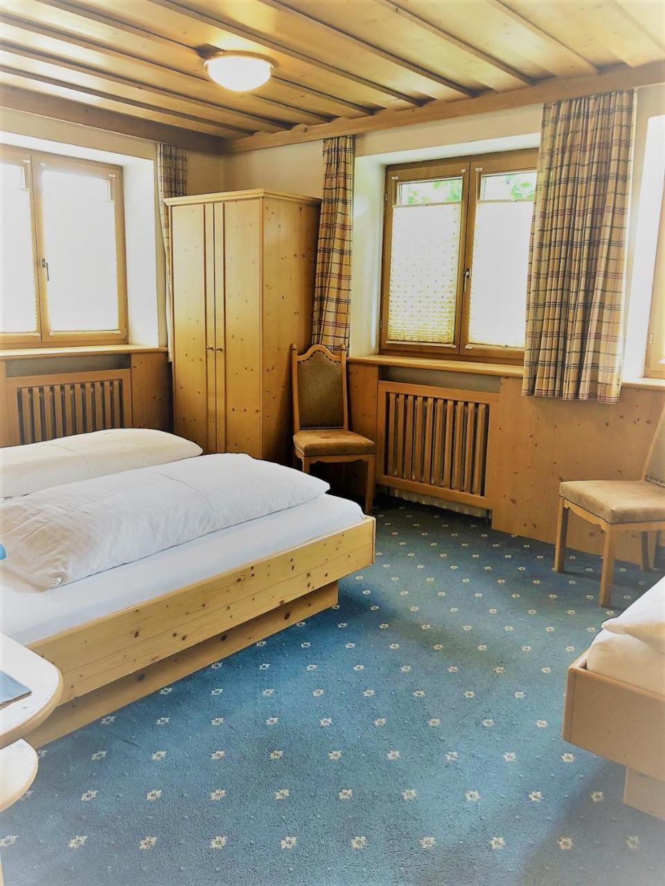 Hotel Schwarzer Adler Pettneu am Arlberg Dış mekan fotoğraf